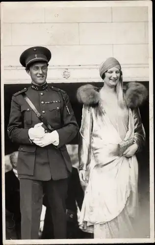 Foto Ak Königin Astrid mit König Leopold III. von Belgien, Portrait