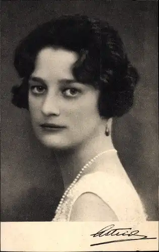 Ak Astrid von Schweden, Königin von Belgien, Portrait