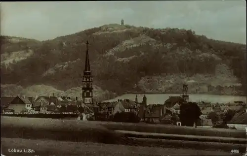 Ak Löbau in der Oberlausitz Sachsen, Teilansicht, Löbauer Berg