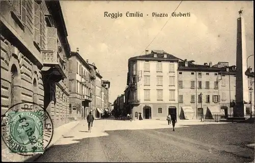 Ak Reggio Emilia Reggio nell’Emilia Emilia-Romagna, Piazza Gioberti, Denkmal