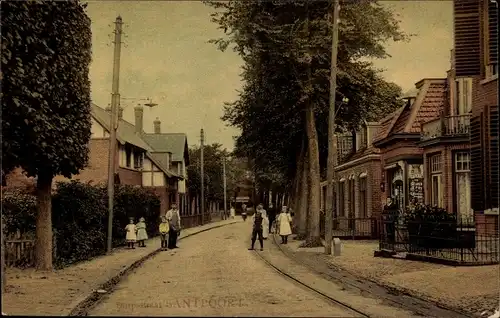 Ak Santpoort Nordholland Niederlande, Dorpsstraat, Passanten