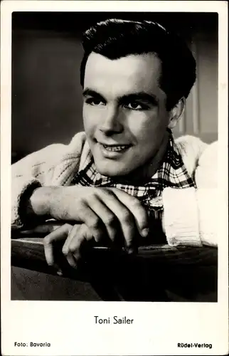 Ak Schauspieler und Skirennfahrer Toni Sailer, Portrait, Der schwarze Blitz