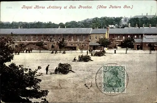 Ak Royal Horse Artillery at Gun Practice, Britische Soldaten