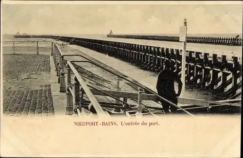 Ak Nieuport Bains Nieuwpoort Westflandern, L'entrée du port