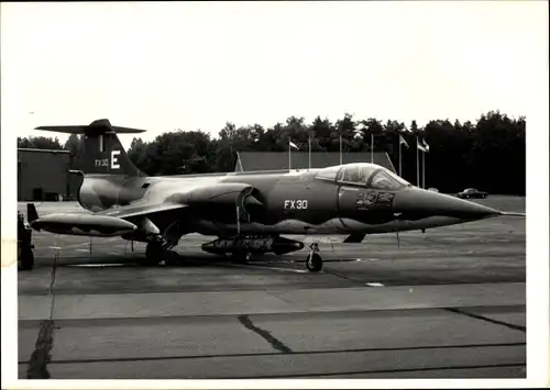 Foto Belgisches Militärflugzeug, FX 30, Lockheed