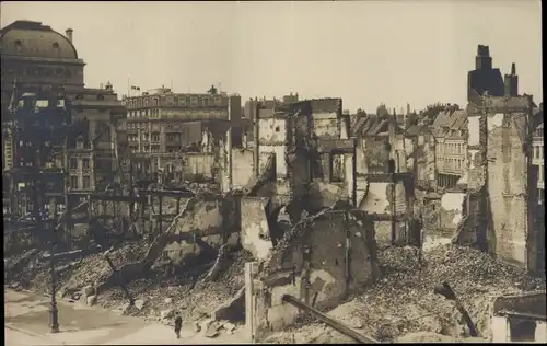Foto Ak Lille Nord, zerstörte Gebäude, Kriegszerstörung I. WK