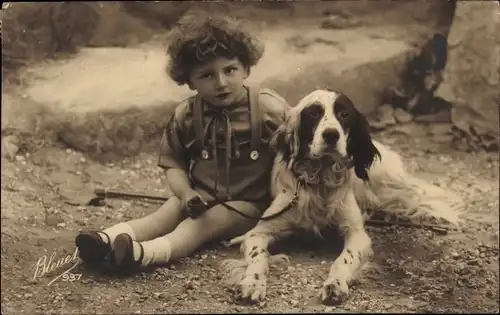Ak Kinderportrait, Junge mit Hund