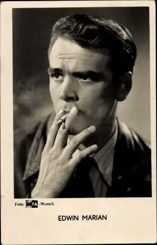 Ak Schauspieler Edwin Marian, Portrait, Zigarette