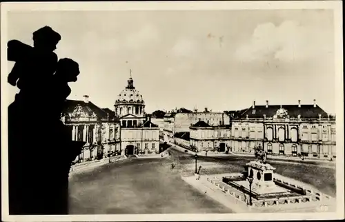 Ak København Kopenhagen Dänemark, Udsigt over Amalienborg Slotsplads