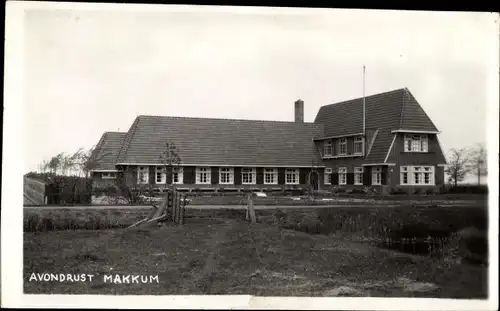 Ak Makkum Friesland Niederlande, Avondrust