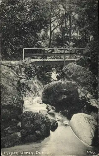 Ak Dunoon Schottland, In Glen Morag, Holzbrücke