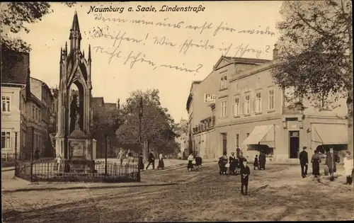 Ak Naumburg an der Saale, Blick in die Lindenstraße