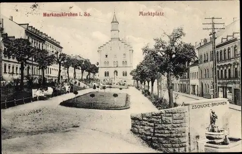 Ak Markneukirchen im Vogtland, Marktplatz, Zschucke Brunnen