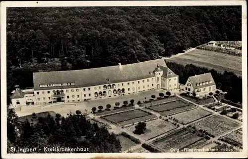 Ak Sankt Ingbert im Saarland, Kreiskrankenhaus, Fliegeraufnahme