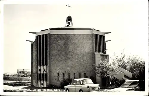 Ak Heerjansdam Südholland, Geref. Kerk, Auto an der Kirche