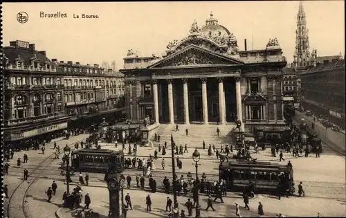 Ak Bruxelles Brüssel, La Bourse, Straßenbahnen