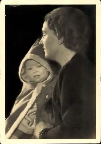 Ak Prinzessin Juliana der Niederlande mit Beatrix, Portrait 1938