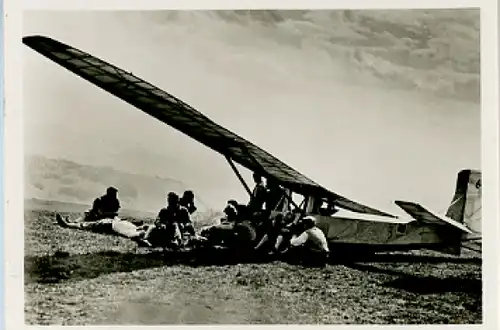 Sammelbild Helden der Luft Serie G Bild 142 Nach dem Übungsflug