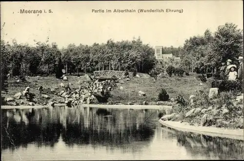 Ak Meerane in Sachsen, Partie im Alberthain, Wunderlich-Ehrung, Denkmal, Teich, Brücke