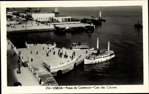 Ak Lisboa Lissabon Portugal, Praca do Comercio, Cais das Colunas, Schiffe