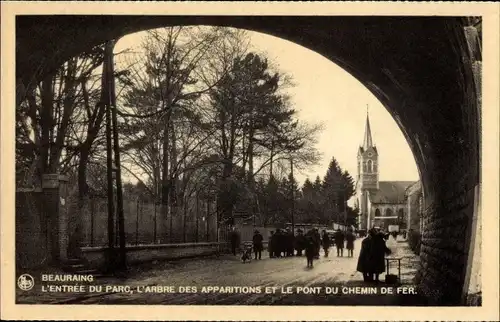 Ak Beauraing Wallonien Namur, Entrée du Parc, L'Arbre des Apparitions et le Pont du Chemin de Fer