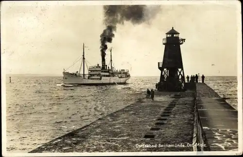 Ak Świnoujście Swinemünde Pommern, Ostmole, Dampfer