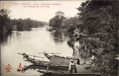 Ak Hue Vietnam, Batellerie indigene sur l'arroyo de Phu Cam