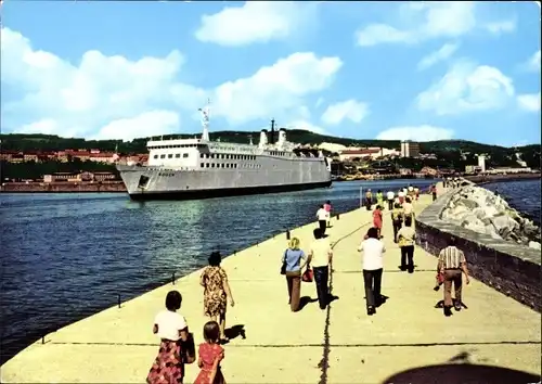 Ak Sassnitz auf Rügen, Eisenbahnfährschiff Rügen