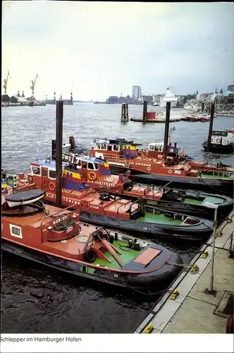 Ak Hamburg, Schlepper im Hafen