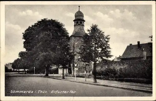 Ak Sömmerda im Thüringer Becken, Straßenpartie mit Blick auf Erfurter Tor