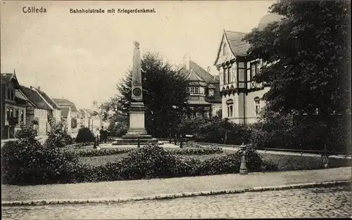 Ak Cölleda Kölleda in Thüringen, Bahnhofstraße mit Kriegerdenkmal