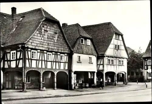 Ak Hirschfeld in Sachsen, Laubenhäuser am Markt, Fachwerk