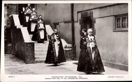 Ak Coronation Procession 1911, George V, Regalia for use in the Coronation Ceremony