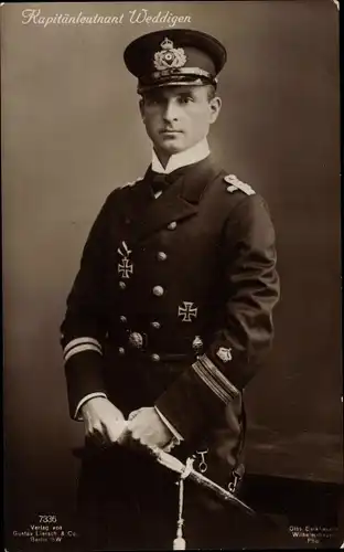 Ak Kapitänleutnant Otto Weddigen, Marineoffizier, Portrait in Uniform, Eisernes Kreuz