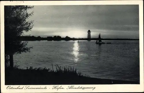 Ak Świnoujście Swinemünde Pommern, Hafen, Abendstimmung