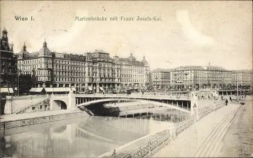 Ak Wien 1 Innere Stadt, Marienbrücke mit Franz Josefs-Kai
