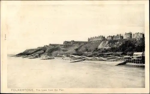 Ak Folkestone Kent England, The Lees from the Pier