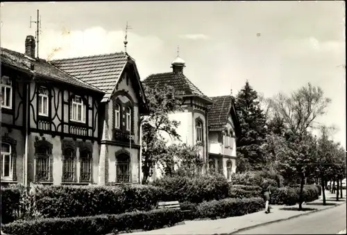 Ak Bad Tennstedt in Thüringen, Kurstraße, Fachwerkhaus