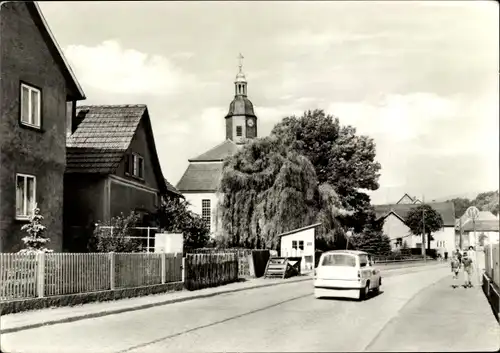 Ak Schnellbach in Thüringen, Straßenpartie, Trabant