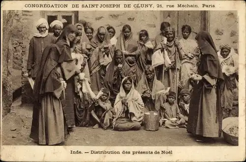Ak Indien, Congregation de Saint Joseph de Cluny, Distribution des presents de Noel