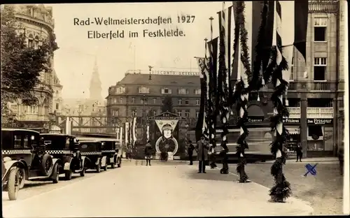 Foto Ak Elberfeld Wuppertal in Nordrhein Westfalen, Rad Weltmeisterschaften 1927, Taxis, Friseur