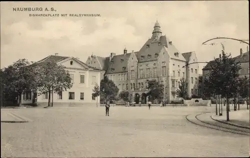 Ak Naumburg an der Saale, Bismarckplatz mit Ralgymnasium