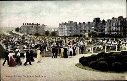 Ak Eastbourne South East England, Church Parade, The Lawns