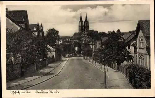 Ak Oschatz Sachsen, in der Dresdner Straße, Blick zum Dom