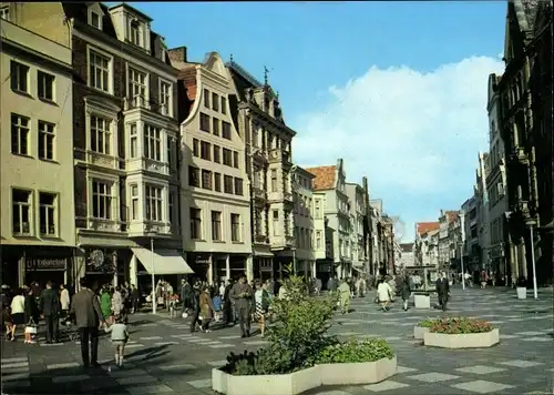 Ak Hansestadt Rostock, Kröpeliner Straße, Passanten