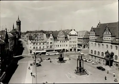 Ak Lutherstadt Wittenberg, Marktplatz, Denkmäler, Schlosskirche, Bus