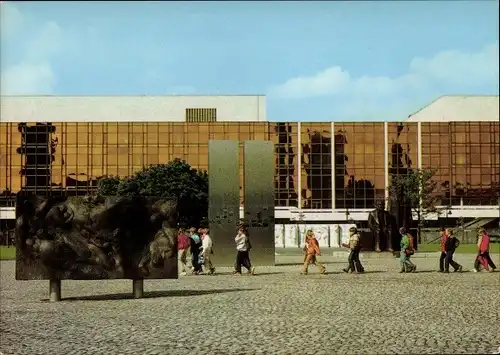 Ak Berlin, Palast der Republik, Außenansicht, Marx Engels Forum