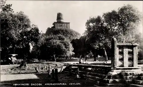 Ak Anuradhapura Sri Lanka, Abhayagiri Dagoba