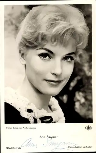 Ak Schauspielerin Ann Smyrner, Portrait, Autogramm