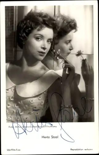 Ak Schauspielerin Herta Staal, Portrait, Autogramm